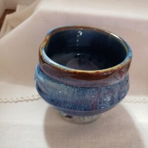 Absolutely stunning and rare Bill Campbell Pottery heart shaped pedestal bowl
